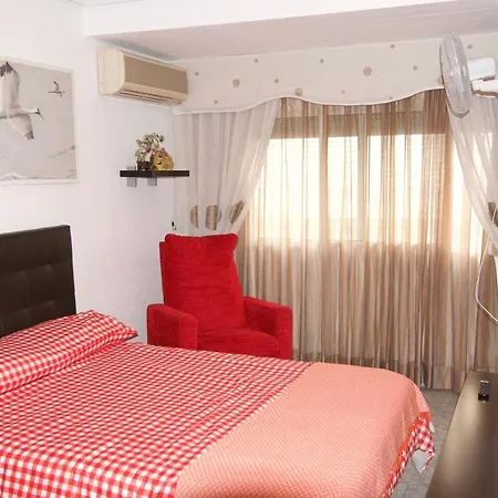 Plaja Cabanyal Апартаменты *