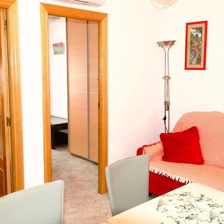 Plaja Cabanyal Апартаменты *
